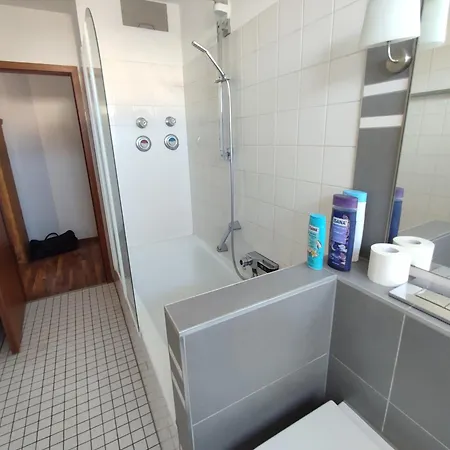 Workation Elegant, Suite, Swimming Pool * 威斯巴登